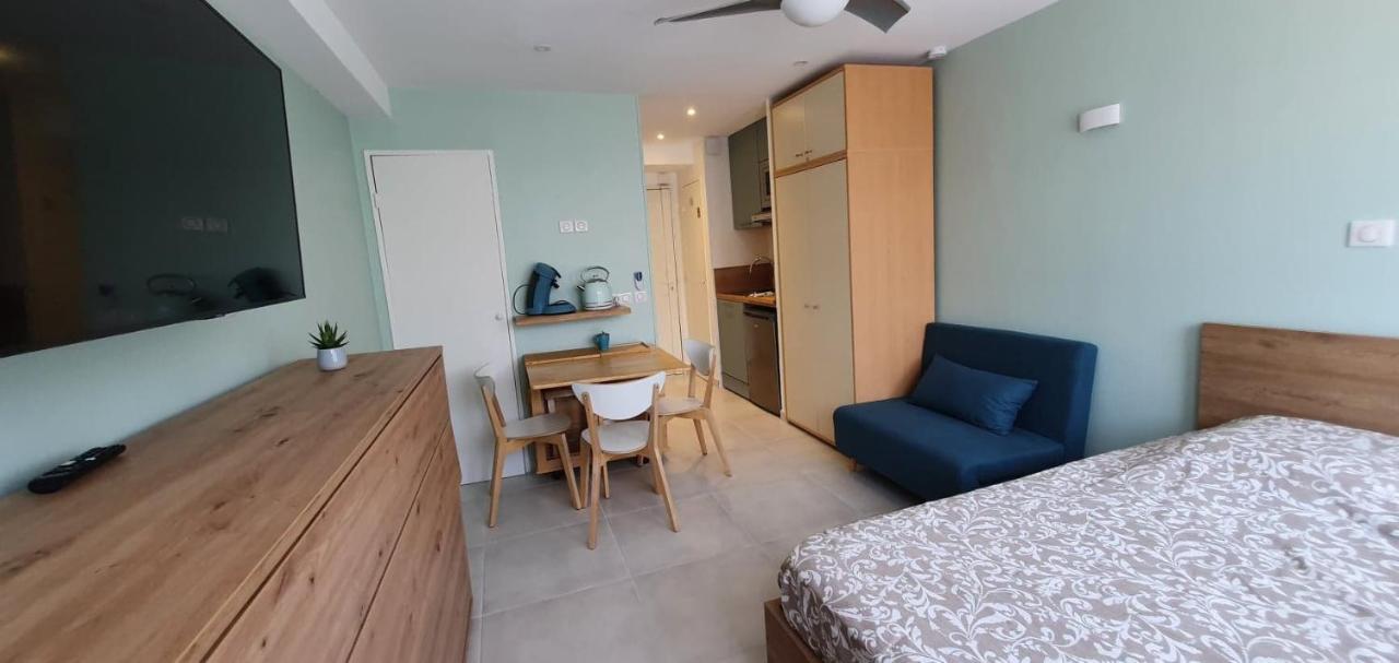Studio confort, plages proche, wifi, 2 lits - FAME MARINA BAIE DES ANGES Villeneuve-Loubet Extérieur photo